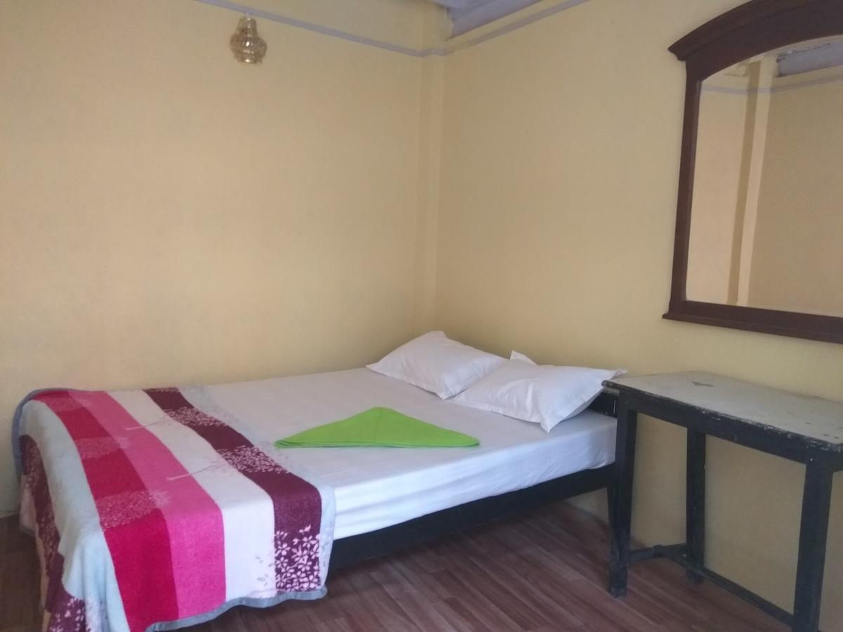 Beehive Hostel Kathmandu Bagian luar foto