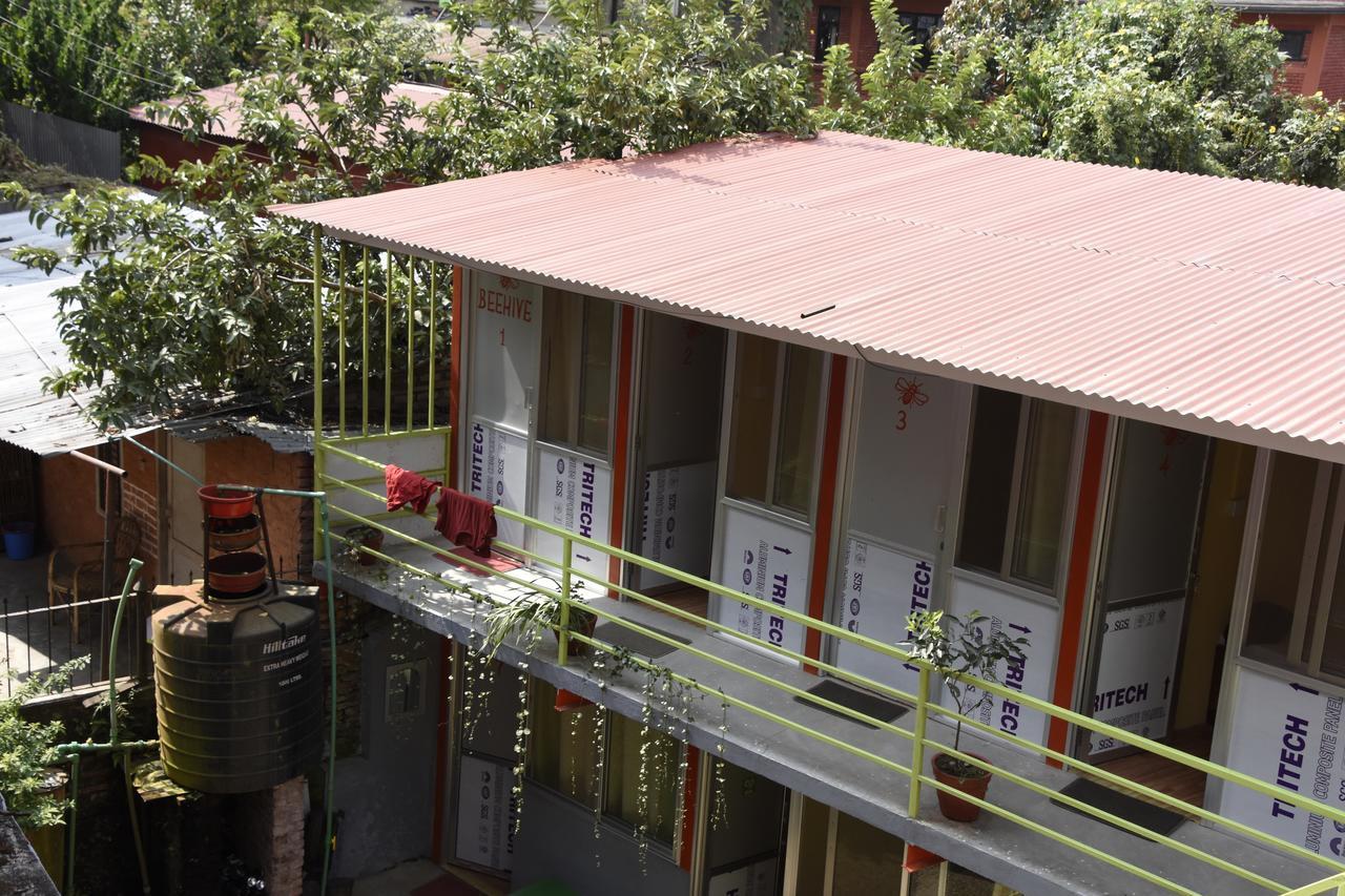 Beehive Hostel Kathmandu Bagian luar foto