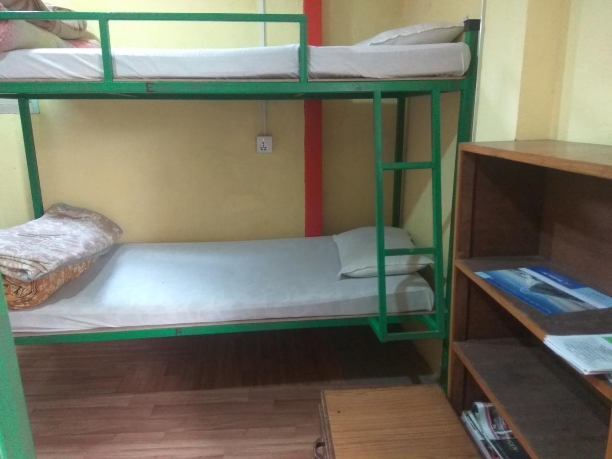 Beehive Hostel Kathmandu Bagian luar foto