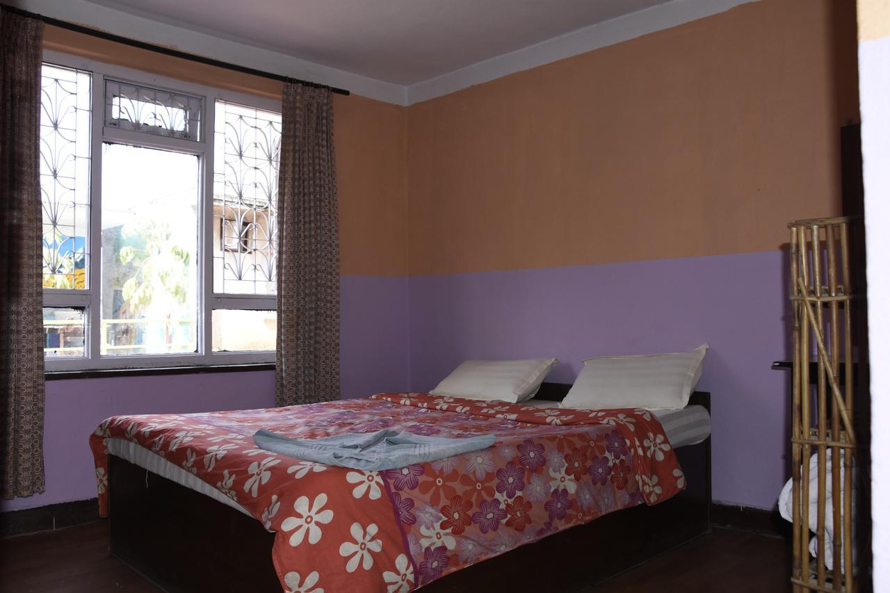 Beehive Hostel Kathmandu Bagian luar foto