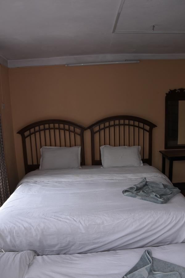 Beehive Hostel Kathmandu Bagian luar foto