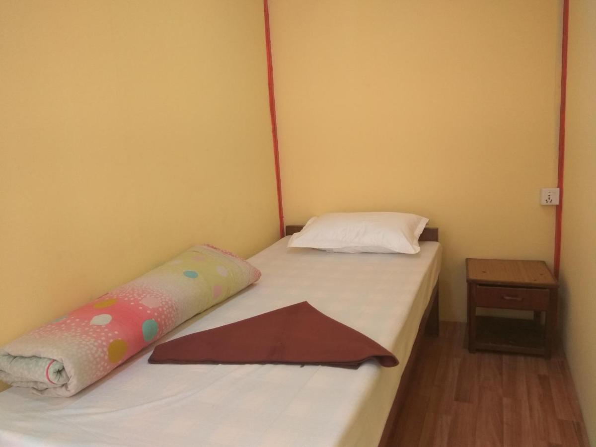 Beehive Hostel Kathmandu Bagian luar foto