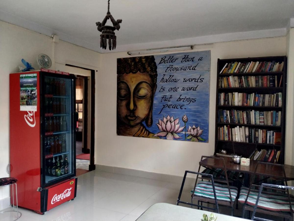 Beehive Hostel Kathmandu Bagian luar foto